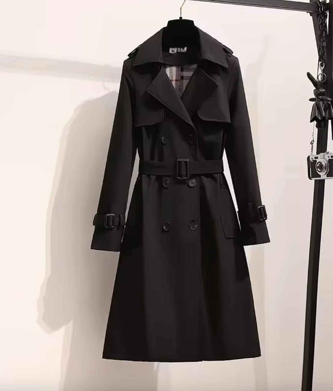 Trench-coat avec ceinture pour l'automne