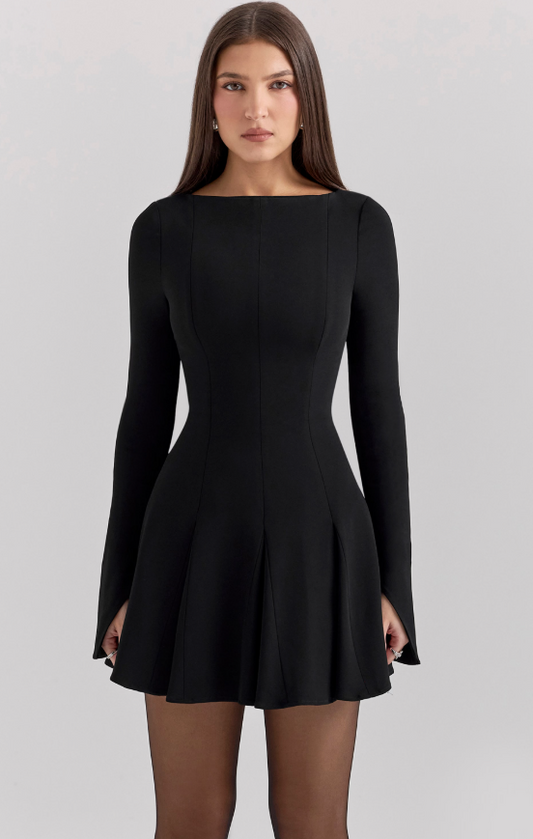 Mini robe avec manches longues