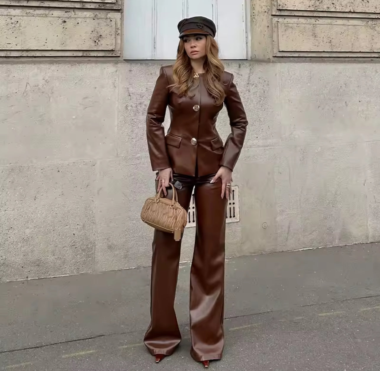Ensemble en simili cuir veste et pantalon