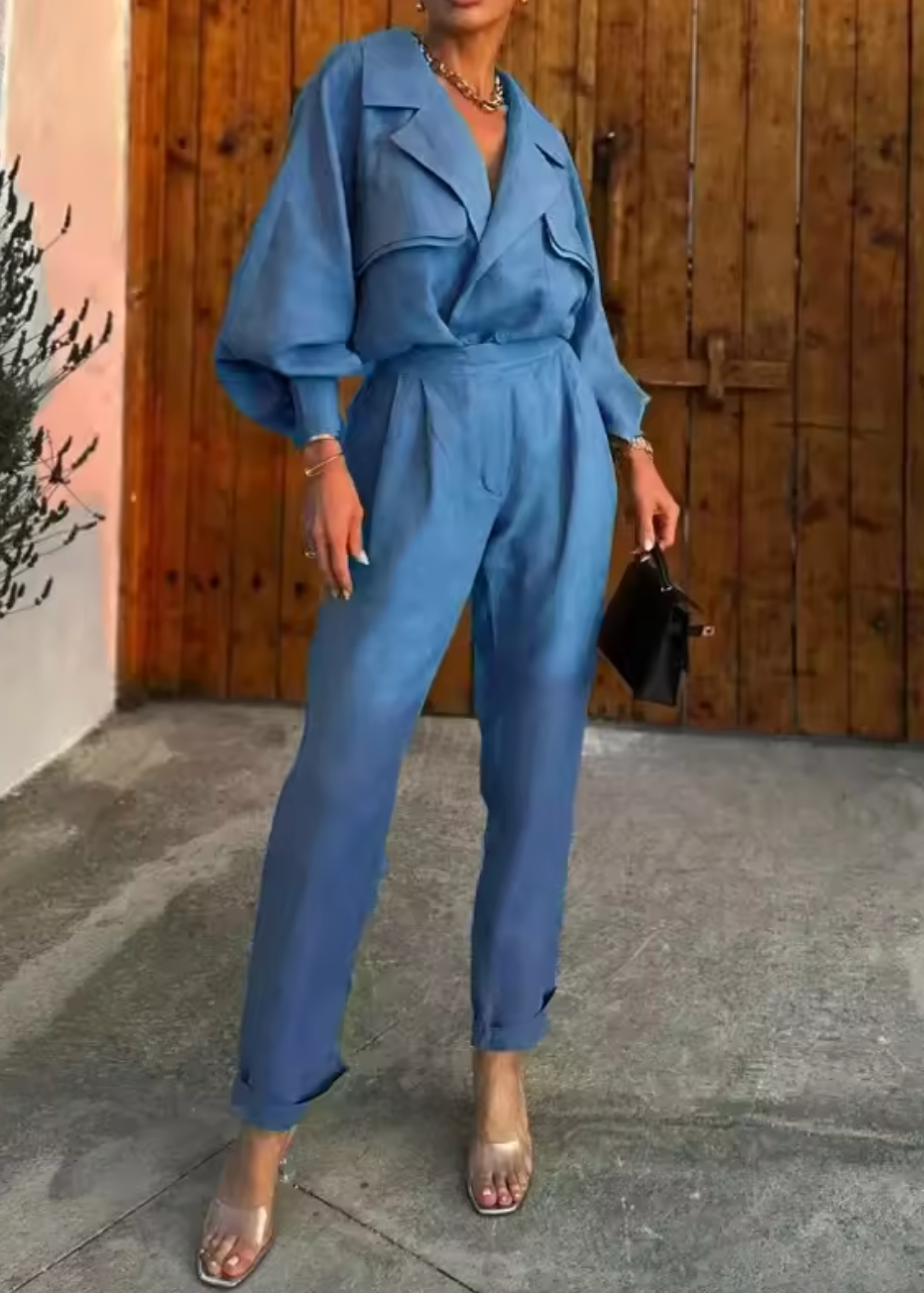 Ensemble haut et pantalon en satin