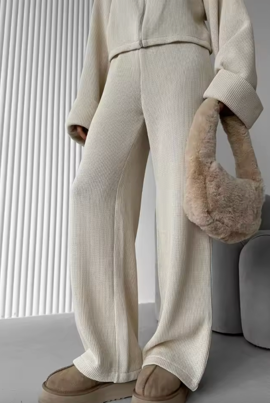 Ensemble en tricot veste et pantalon