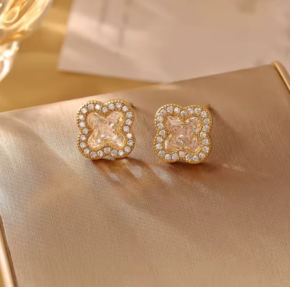 Boucles d'oreilles forme de trèfle