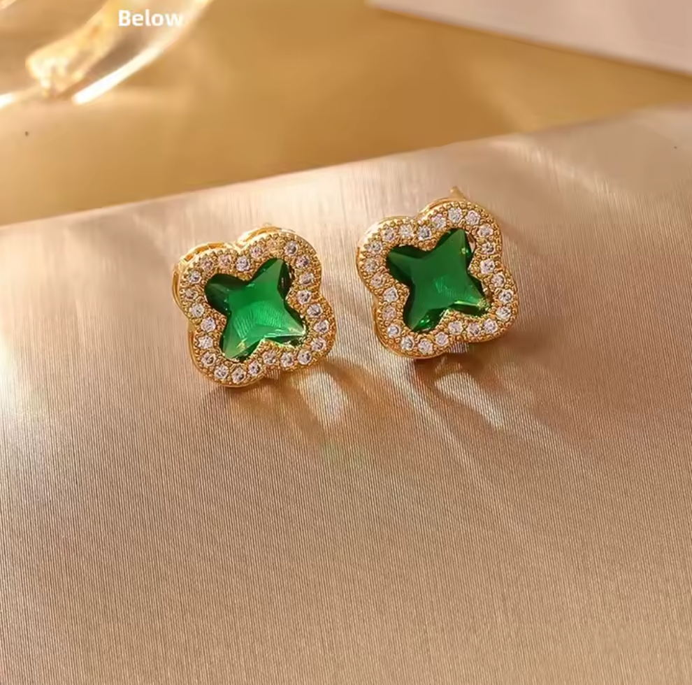 Boucles d'oreilles forme de trèfle