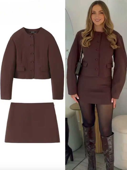 Jacket et jupe idéal pour l'automne