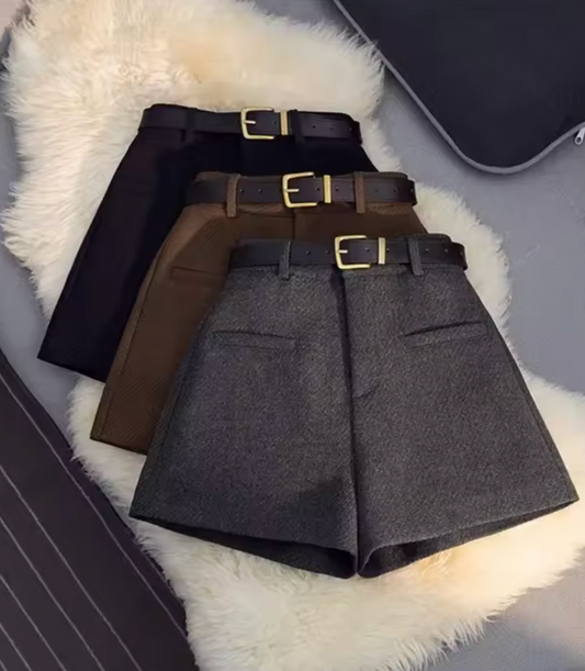 Short taille haute ( sans la ceinture )