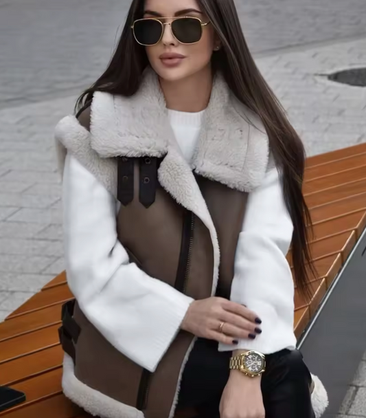 Manteau gilet avec fausse fourrure