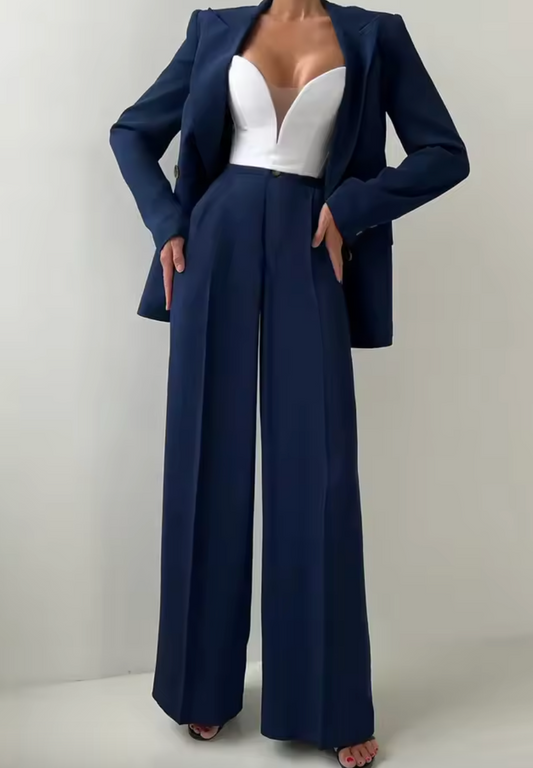 Ensemble élégant blazer et pantalon