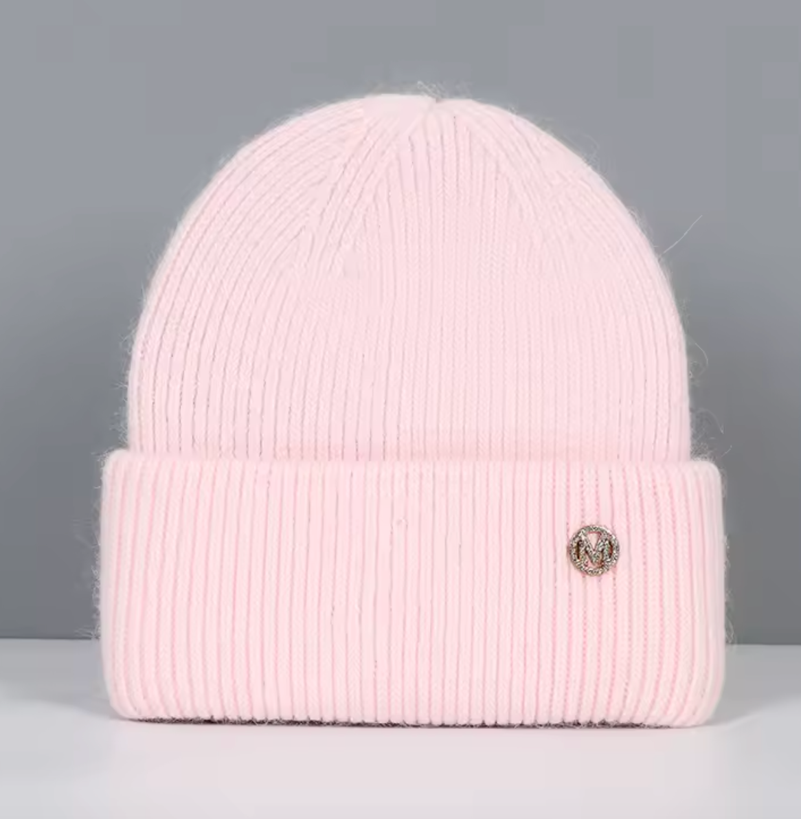 Bonnet confortable disponible en plusieurs coloris