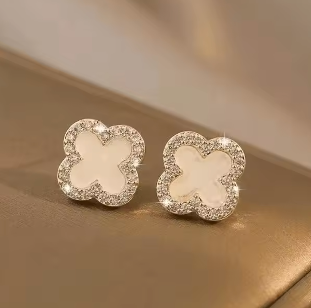 Boucles d'oreilles forme de trèfle