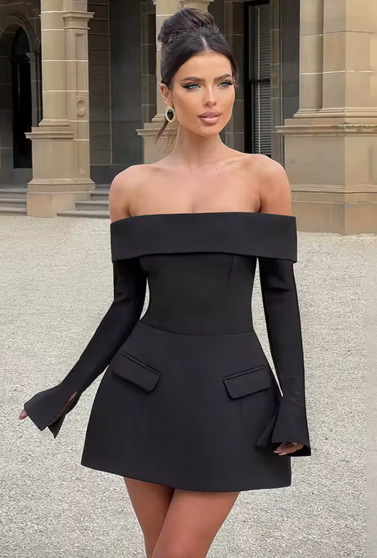 Robe moulante avec épaules dénudées
