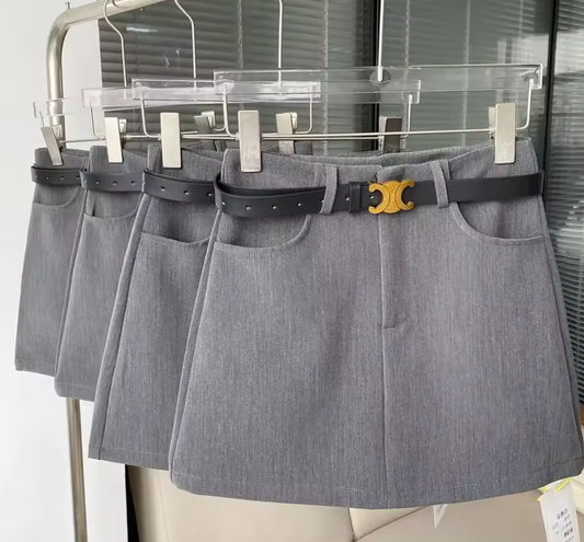 Jupe short élégant avec taille haute